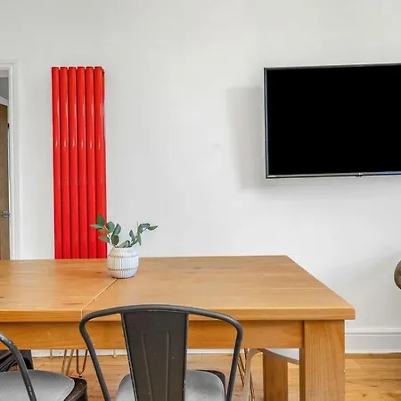 Luxury 3 Bed 2 Bath Main Door Apartm At Wardie Bay Appartamento *
