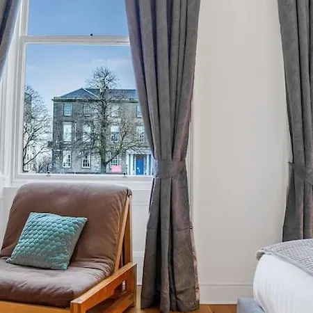 Appartamento Luxury 3 Bed 2 Bath Main Door Apartm At Wardie Bay Edimburgo