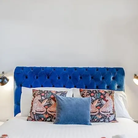 Luxury 3 Bed 2 Bath Main Door Apartm At Wardie Bay Edimburgo