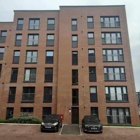 Διαμέρισμα Lovely 2 Bedroom *