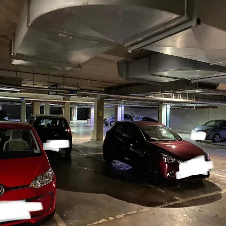 Old Town, Free Parking, Outlander Experience * Edinburgh