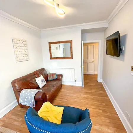 Rose Street's Hidden Treasure- 2bed Newly Refurbished Apartman *