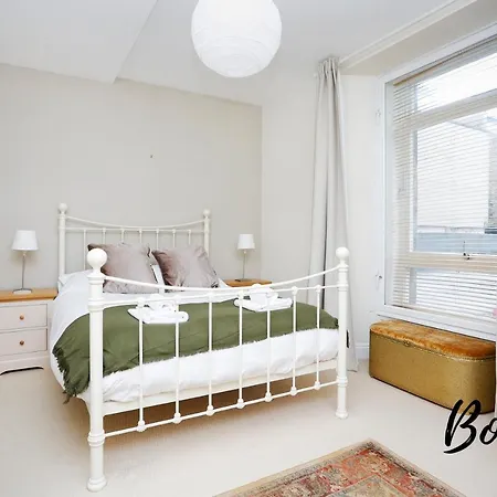 Spacious 2br-2ba, Charlotte Square - Free Parking By Bonjour Residences Apartment Edinburgh
