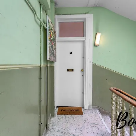 Lafayette - Cozy 2br-1ba Near Princes Street By Bonjour Residences