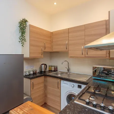 Fountain Park 1bed * Edinburgh