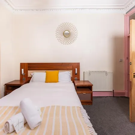 Super 4 Bedrooms By Calton Hill Appartamento Edimburgo