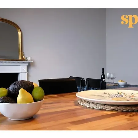 Apartment Spacious New Town 2br-1ba Flat Edinburgh