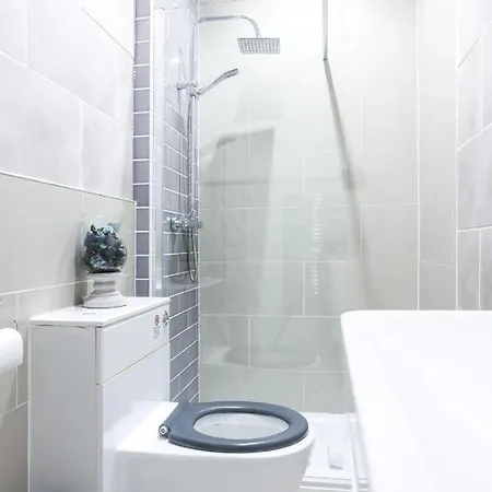 Lägenhet Thistle St Modern 3 Bedroom In Centre