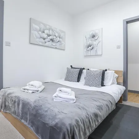 Lägenhet Thistle St Modern 3 Bedroom In Centre Edinburg