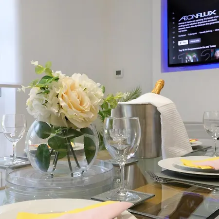 Spacious 4br Centre W/ Free Parking * Edinburgh