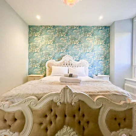 Beautiful 2br, Private Entry In Vibrant Leith Апартаменты Эдинбург