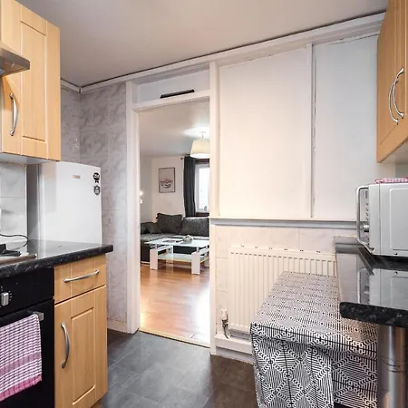 شقة Cosy 2 Bedroom In The Heart Of *