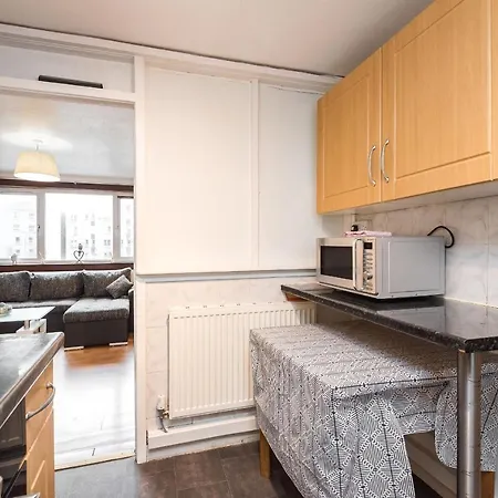 Cosy 2 Bedroom In The Heart Of إدنبرة