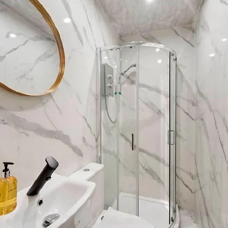 4 Bedrooms By Sensational Short Lets & Serviced Εδιμβούργο