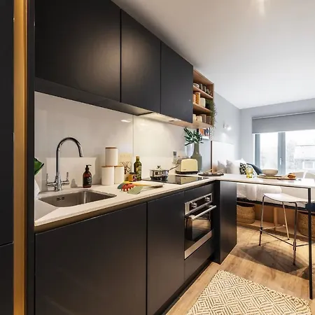 Modern At Huxley In The Heart Of Edimburgo