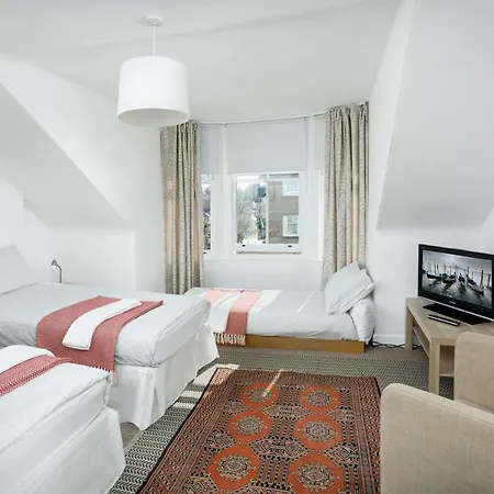 Sheens House 2 Guest house Edinburgh