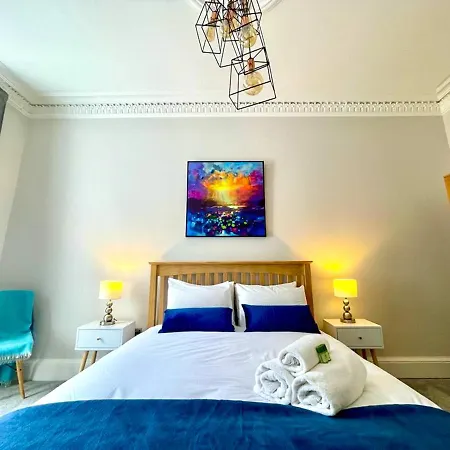 Διαμέρισμα Striking 3 Bed Near Royal Mile - New Reno! Εδιμβούργο