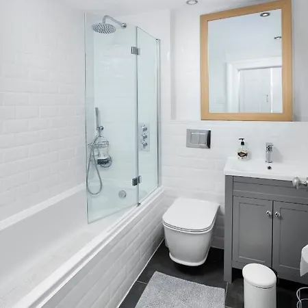 Sheens House Guest house 3*