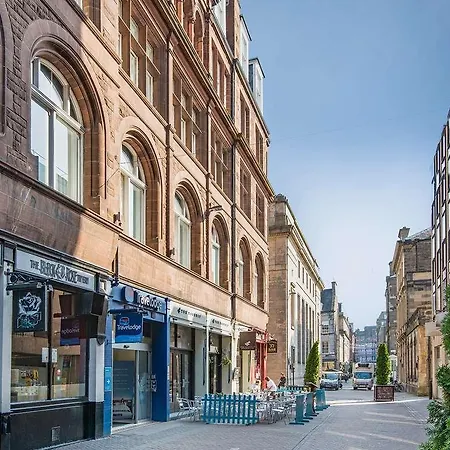 Travelodge Rose Street אדינבורו