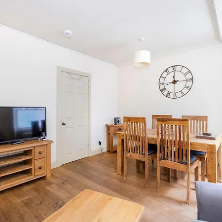 Joivy Cute House With Courtyard *