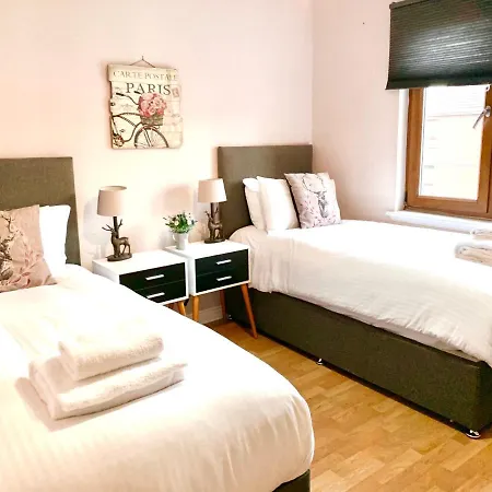 5 Bedroom Penthouse *