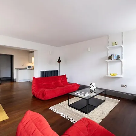 Minimalist New Town - Private Entrance Appartamento *