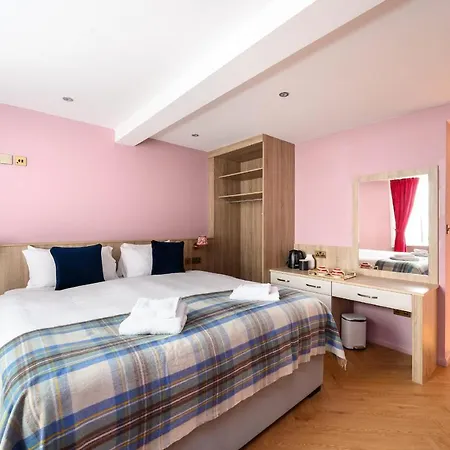 Super King Garden With En-suite אדינבורו