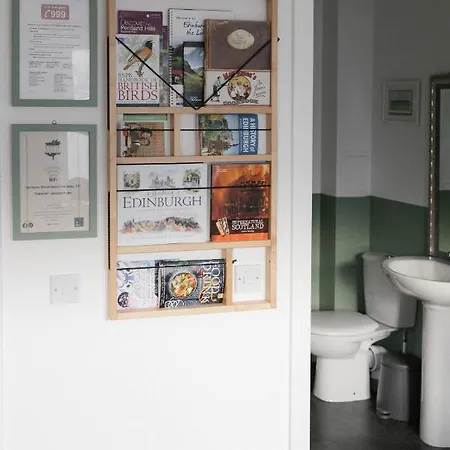 ホームステイ Broomhouse エディンバラ