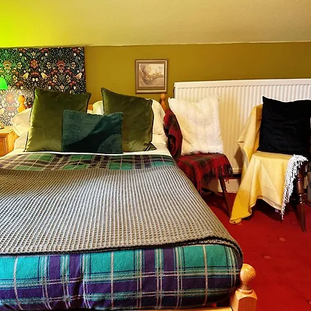 Rosehall Pensjonat 3*