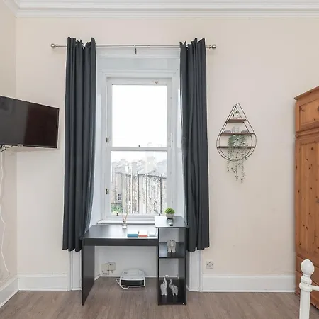 招待所 Spacious Ensuite In City Centre - Excellent Location 爱丁堡