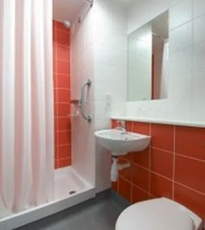 Travelodge Cameron Toll 2* Эдинбург