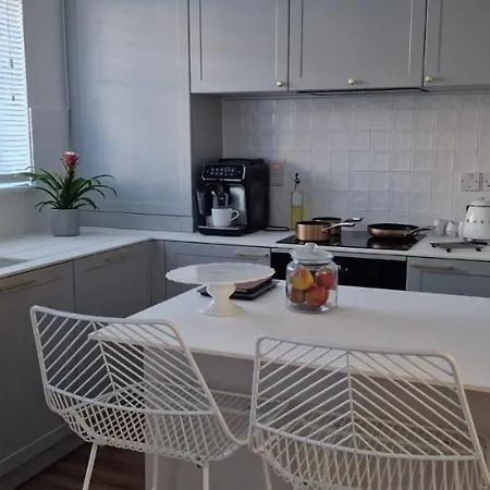 House In Lägenhet *