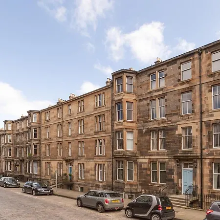 Altido Stunning Apt Near Scottish Gallery