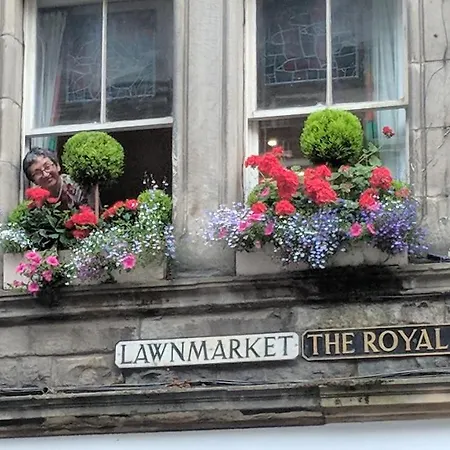 Royal Mile Apartment, 1 Minute From The Castle. Edynburg