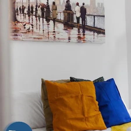 Wheretostay Ground Floor Апартаменты