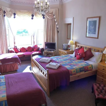Ardleigh House 3*