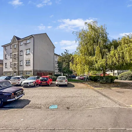 Comfortable 2 Bedroom Flat In The Centre * Edinburgh