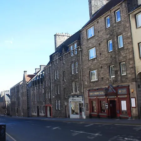 Royal Mile Famous Canongate Flat * 에든버러