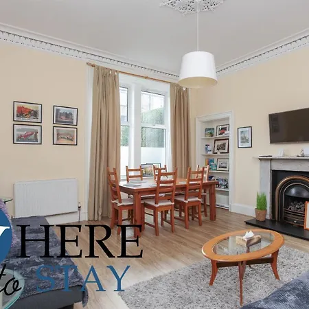 Beautiful 2bed Ground-f Pitt St. *