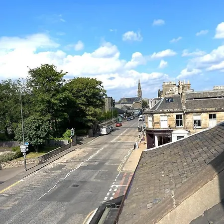 Loft In Joppa * Edinburg