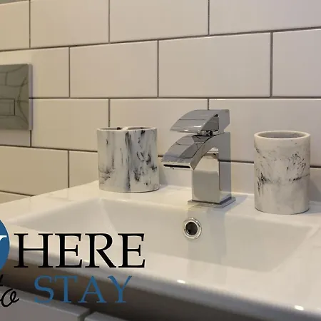 Apartman Stylish 2bed Underneath Castle Edinburgh