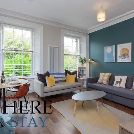 Apartman Stylish 2bed Underneath Castle Edinburgh