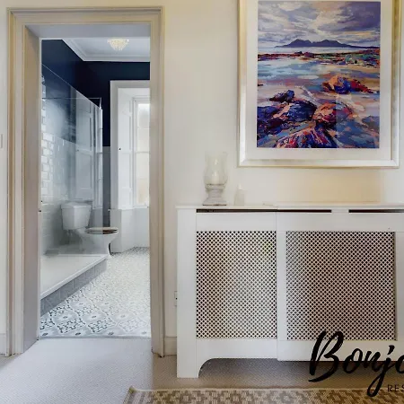 Lägenhet Montaigne - 2 Br-1ba In Stockbridge By Bonjour Residences