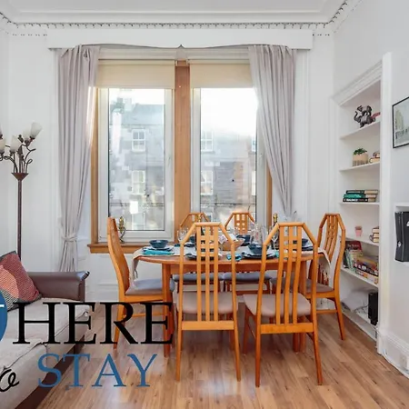Beautiful 3bed Pitt St