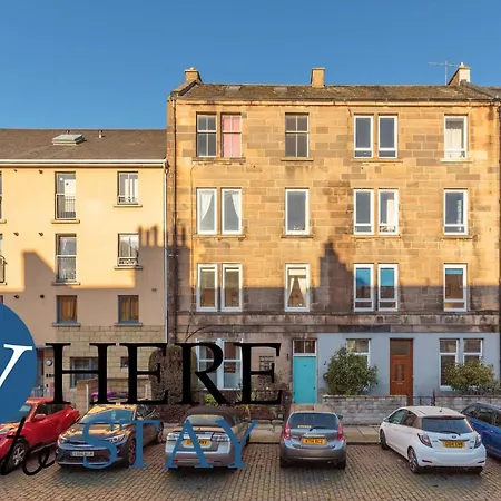 Beautiful 3bed Pitt St *