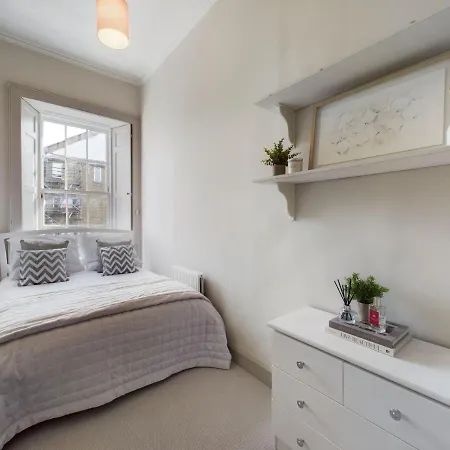 Apartament Stylish & Modern 2 Bedroom - Stockbridge. Edynburg