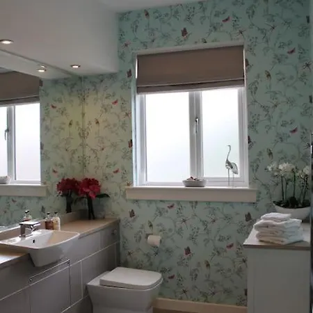 Vila Gorgeous Family 15 Mins From Centre