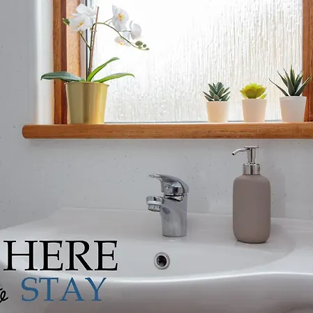 Lovely By The Hillwood Park-free Parking Эдинбург