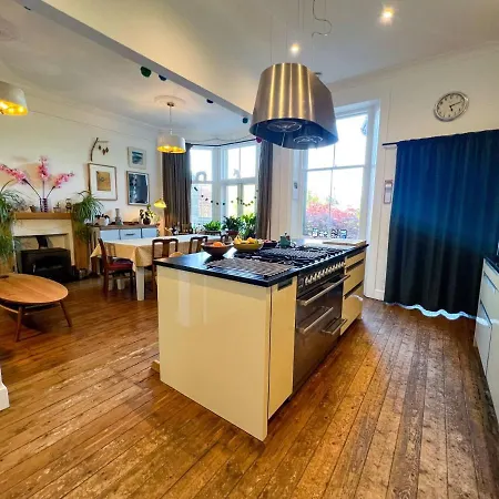 Large 3br Cosy Family Newington Hébergement de vacances
