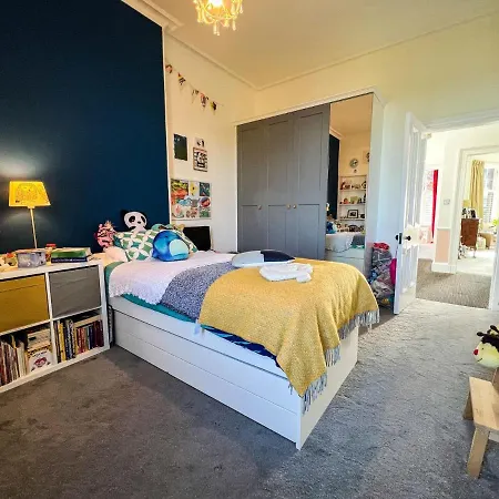 Hébergement de vacances Large 3br Cosy Family Newington *